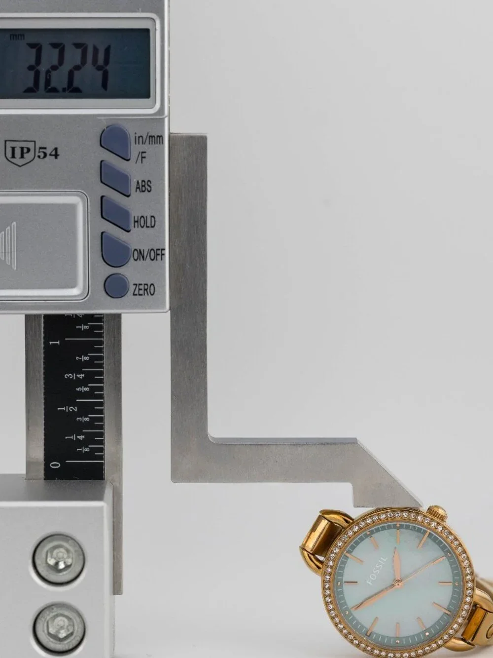 Fossil BQ3277 Crystal Mother of Pearl Quartz Analog Women's Watch New Battery